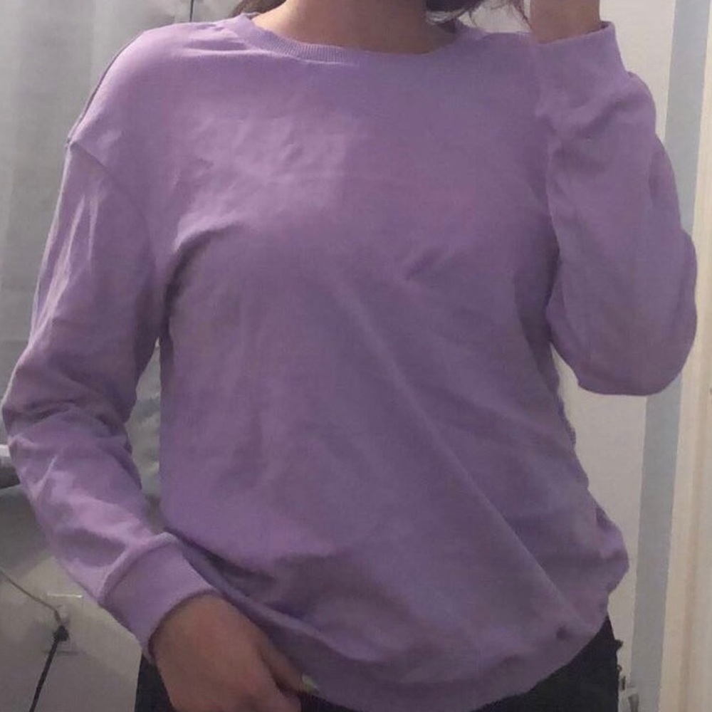 purple sweatshirt